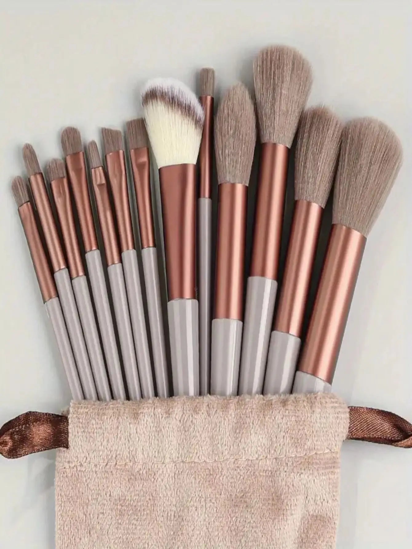 13pcs Premium Synthetic Nylon Bristle Makeup Brush Set - Soft, Gentle, and Cruelty-Free for Flawless Foundation, Blush, Powder,